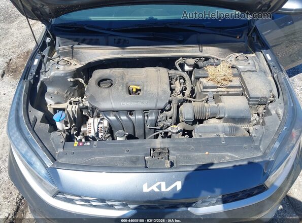 3KPF24AD2NE487469 2022 KIA FORTE Gray Widok z tyłu