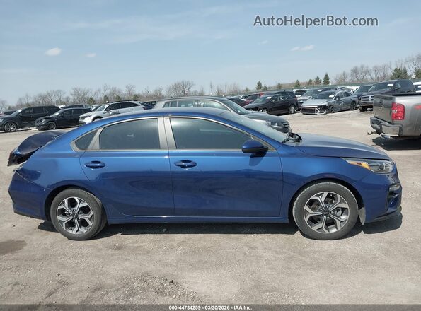 3KPF24AD3ME305499 2021 KIA FORTE Синий Вид задней части салона