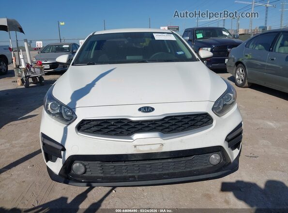 3KPF24AD3ME392448 2021 KIA FORTE Белый Вид задней части салона