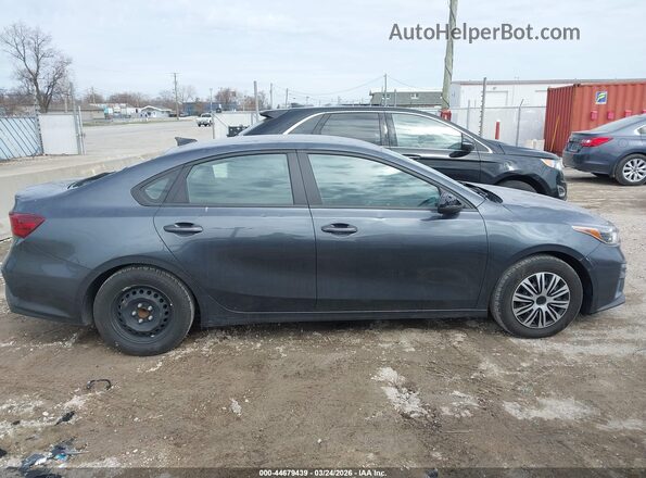 3KPF24AD4ME368501 2021 KIA FORTE Серебряный Вид задней части салона