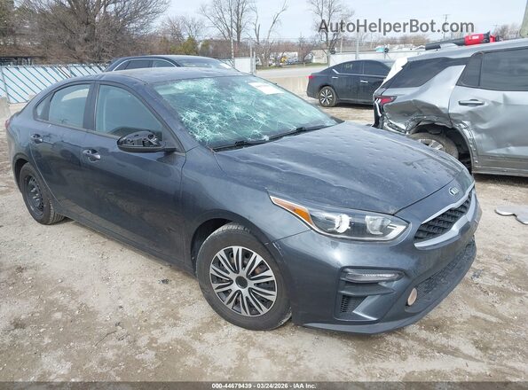 3KPF24AD4ME368501 2021 KIA FORTE Серебряный Передняя правая четверть
