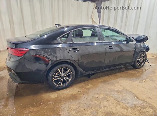 3KPF24AD4RE733783 2024 KIA FORTE Черный Задняя правая четверть