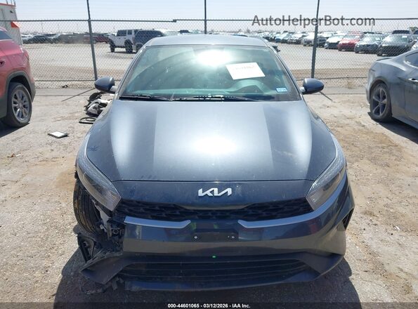 3KPF24AD5RE695576 2024 KIA FORTE Серый Вид задней части салона