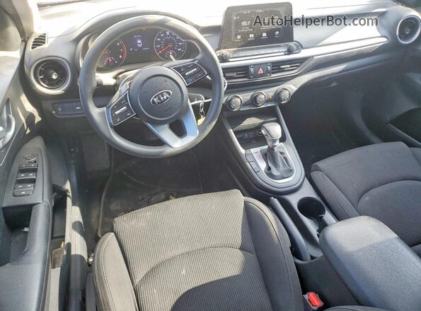 3KPF24AD7LE209177 2020 KIA FORTE Красный Вид панели приборов
