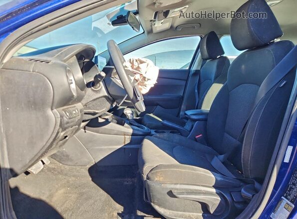 3KPF24AD7ME309538 2021 KIA FORTE Синий Вид салона спереди
