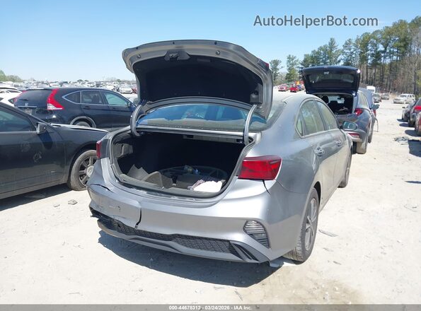 3KPF24AD7RE749069 2024 KIA FORTE Серебряный Задняя правая четверть