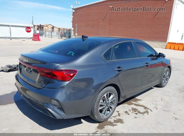 3KPF24AD7RE841072 2024 KIA FORTE Gray Задня права чверть