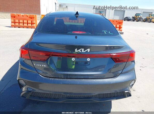 3KPF24AD7RE841072 2024 KIA FORTE Gray 