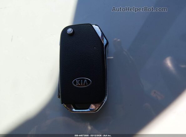 3KPF24AD8LE237697 2020 KIA FORTE Черный Вид панели приборов