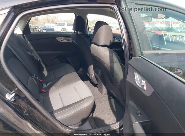 3KPF24AD8RE694941 2024 KIA FORTE Черный Вид наклейки с VIN-кодом