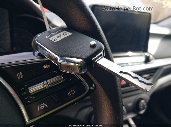 3KPF24AD8RE694941 2024 KIA FORTE Черный Вид панели приборов