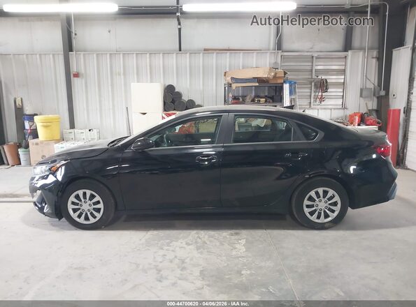 3KPF24AD8RE694941 2024 KIA FORTE Черный Панорамный вид салона 360°