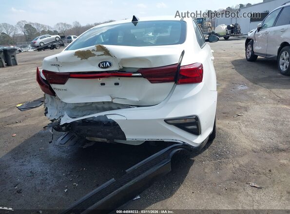 3KPF24AD9ME299904 2021 KIA FORTE Белый Вид спереди