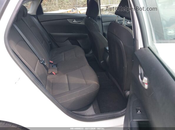 3KPF24AD9ME299904 2021 KIA FORTE Белый Вид наклейки с VIN-кодом