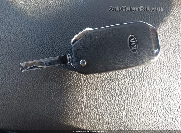3KPF24AD9ME359003 2021 KIA FORTE Бордовый Вид панели приборов