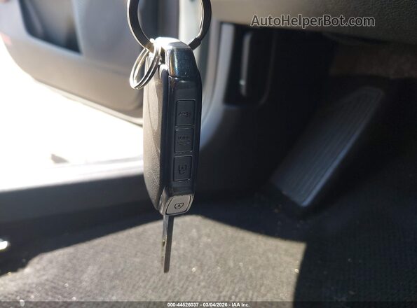 3KPF24ADXLE205656 2020 KIA FORTE Белый Вид панели приборов
