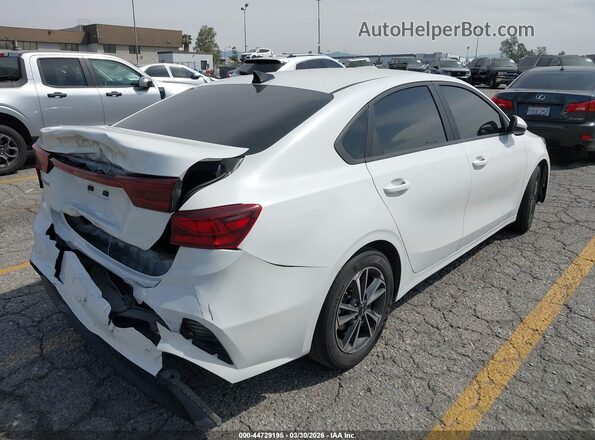 3KPF24ADXRE715014 2024 KIA FORTE Белый Задняя правая четверть