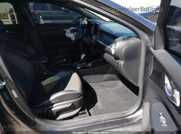 3KPF34AD5ME294115 2021 KIA FORTE Blue Front interior view