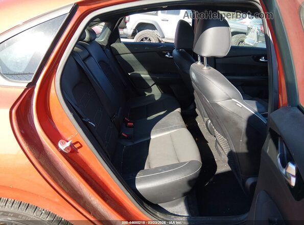 3KPF34ADXLE141602 2020 KIA FORTE Красный Вид наклейки с VIN-кодом