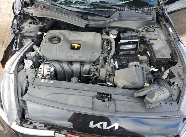 3KPF54AD0PE609434 2023 KIA FORTE Черный Вид задней части салона