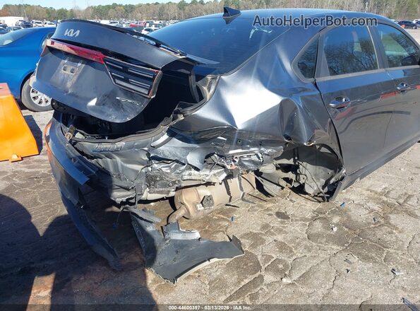 3KPF54AD2RE727908 2024 KIA FORTE Серый Вид спереди