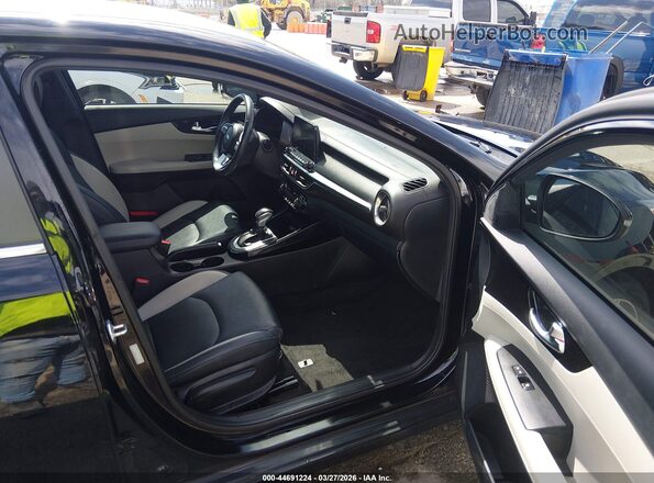 3KPF54AD9LE150480 2020 KIA FORTE Black Вид салону спереду