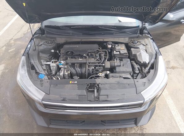 3KPFT4DE1SE034375 2025 KIA K4 Gray Вид ззаду