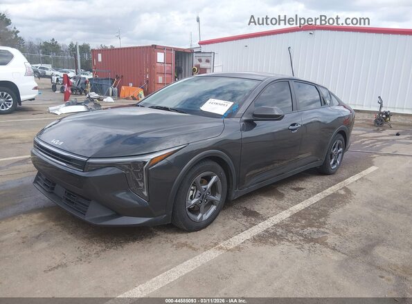 3KPFT4DE1SE034375 2025 KIA K4 Gray Передня ліва чверть