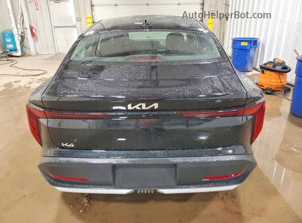 3KPFT4DE4TE263148 2026 KIA K4 Черный Вид сзади