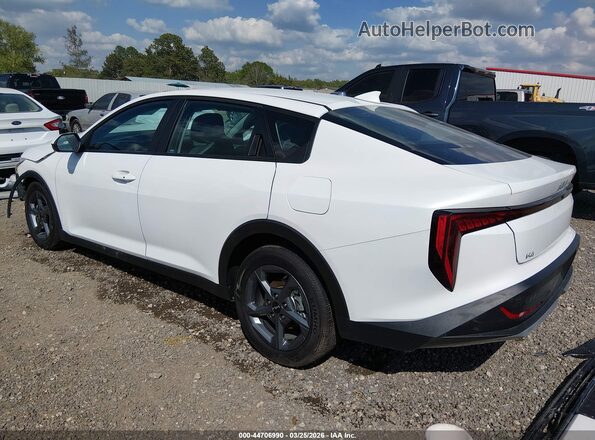 3KPFT4DE5SE140330 2025 KIA K4 Белый Задняя левая четверть