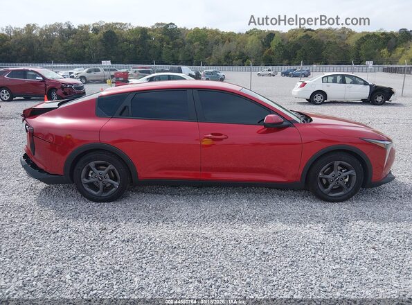 3KPFT4DE9SE024161 2025 KIA K4 Красный Вид задней части салона