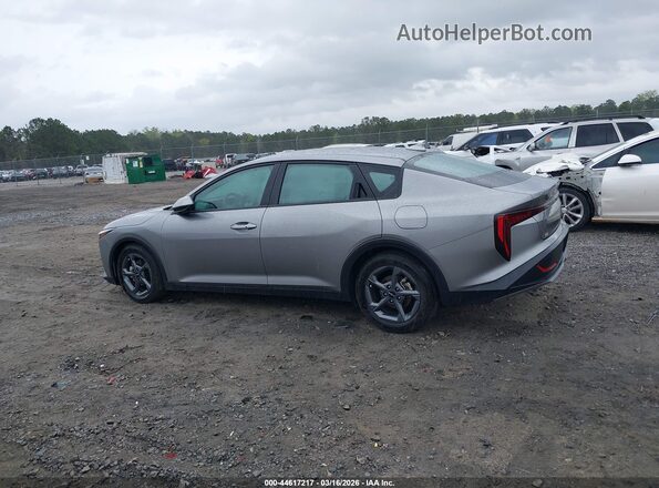 3KPFT4DEXSE029529 2025 KIA K4 Gray Панорамний вид салону 360°