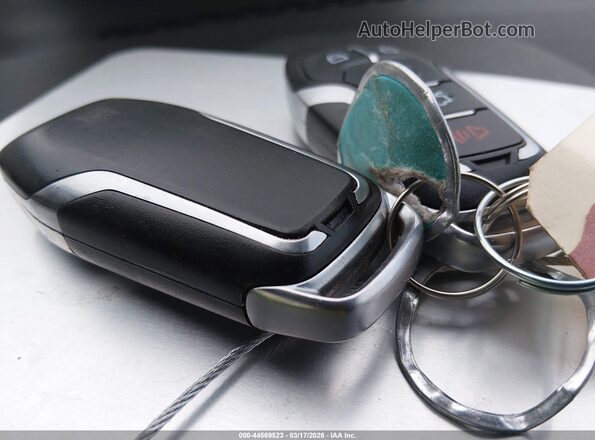 3LN6L2LU8GR630401 2016 LINCOLN MKZ HYBRID Черный Вид панели приборов