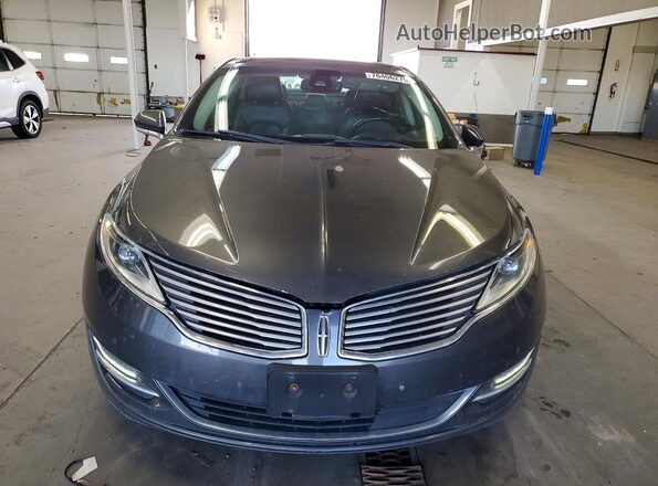 3LN6L2LU8GR633945 2016 LINCOLN MKZ Charcoal Widok wnętrza z tyłu