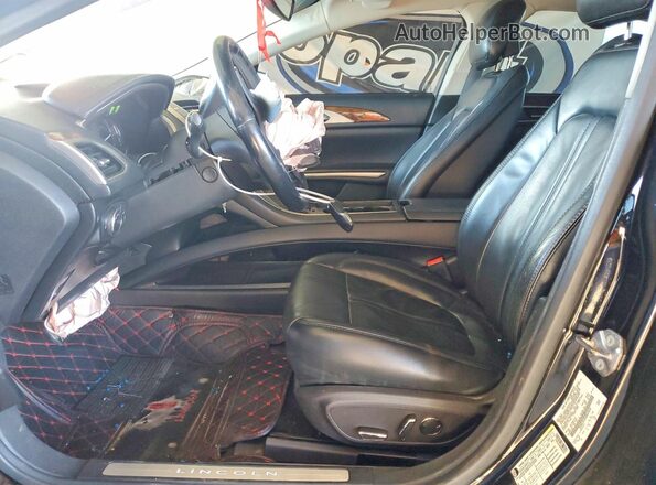 3LN6L2LUXGR602020 2016 LINCOLN MKZ Black Widok wnętrza z przodu