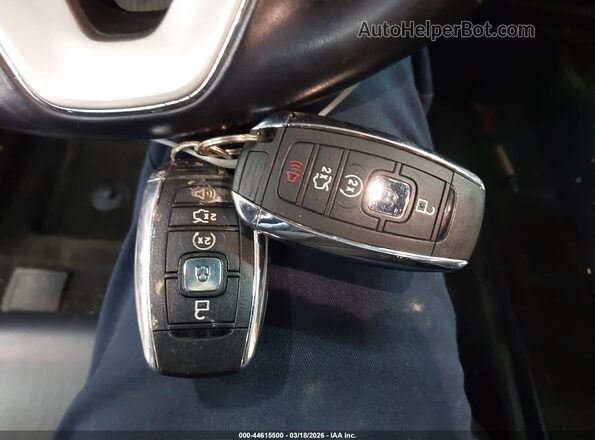 3LN6L5B93JR620381 2018 LINCOLN MKZ Серый Вид панели приборов