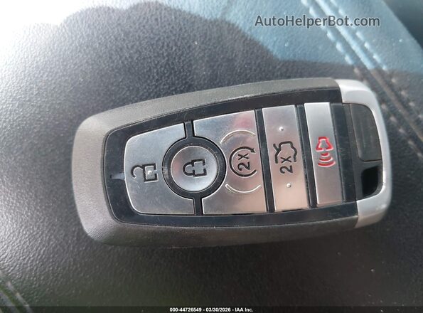 3LN6L5E92LR607734 2020 LINCOLN MKZ Черный Вид панели приборов