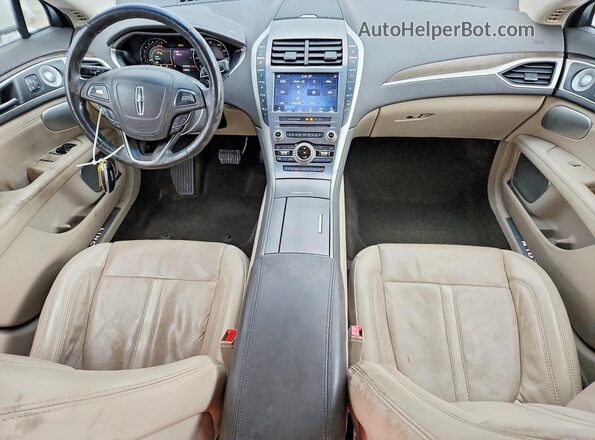 3LN6L5E92LR612951 2020 LINCOLN MKZ White Widok deski rozdzielczej