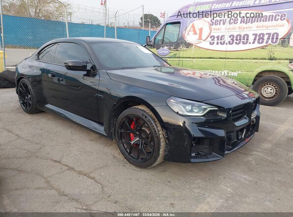 3MF13DM05R8D80546 2024 BMW M2 Черный Передняя правая четверть