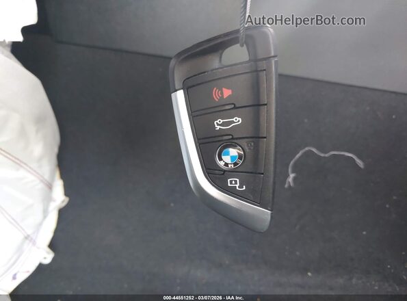 3MF23DM00S8F72676 2025 BMW M2 Black წინა პანელის ხედი