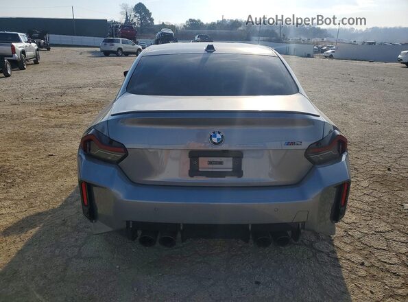 3MF23DM01S8F01681 2025 BMW M2 Gray უკანა ხედი