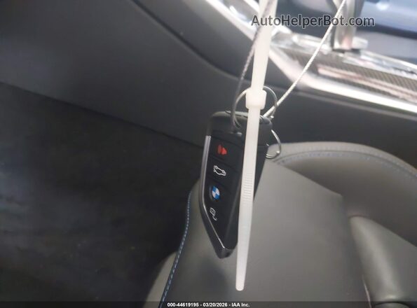 3MF23DM03S8F30244 2025 BMW M2 Black Dashboard view