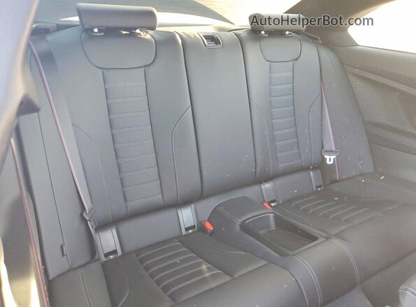 3MF23DM04S8F46405 2025 BMW M2 Black Rear seats view