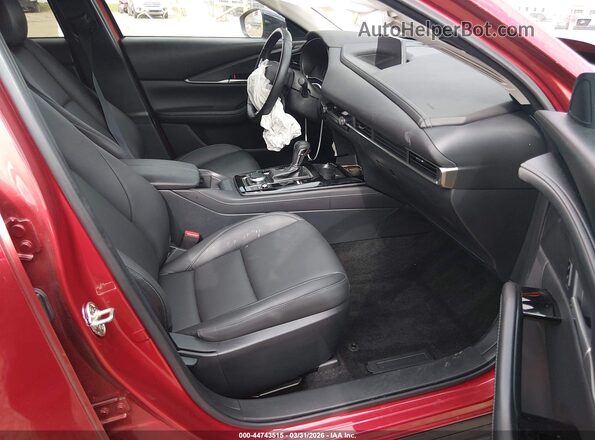 3MVDMBBM6RM699774 2024 MAZDA CX-30 Red Widok wnętrza z przodu