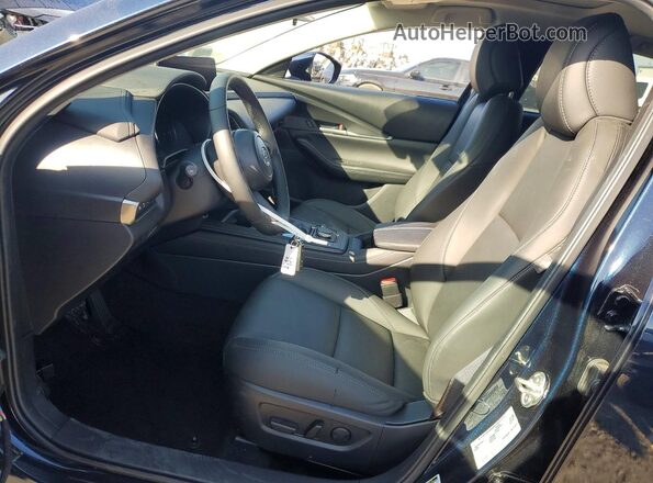 3MVDMBCL6TM112809 2026 MAZDA CX-30 Blue Front interior view