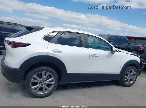 3MVDMBCL8NM423693 2022 MAZDA CX-30 Белый Вид задней части салона