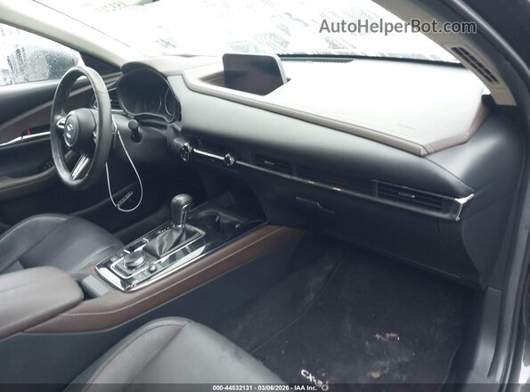 3MVDMBEY5MM306418 2021 MAZDA CX-30 Серый Вид салона спереди