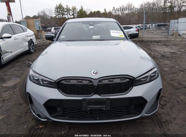 3MW49FF08P8C96254 2023 BMW M3 Gray ხელსაწყოთა პანელის ხედი