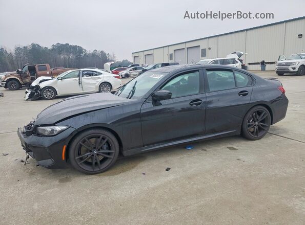 3MW49FS02P8C85675 2023 BMW M3 Black Առջևի ձախ երեք քառորդ տեսարան