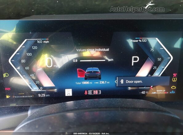 3MW49FS06R8E21891 2024 BMW M3 Black Widok tylnych siedzeń